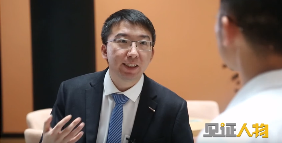 央视专访