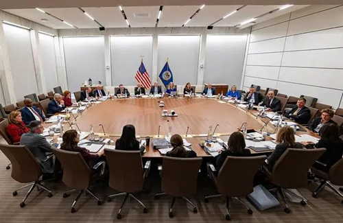美联储官宣利率将维持不动!这一决定将对加密货币影响几何?