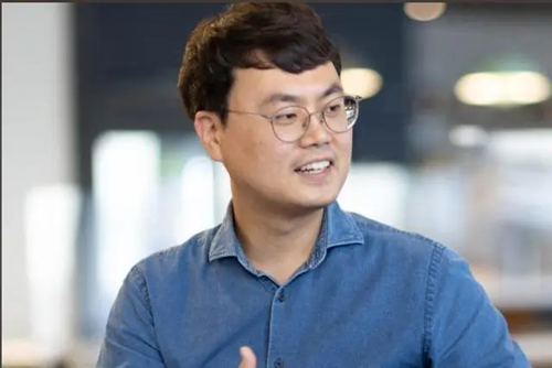 币圈再掀轩然大波！韩国加密公司CEO被受害者连捅数刀...