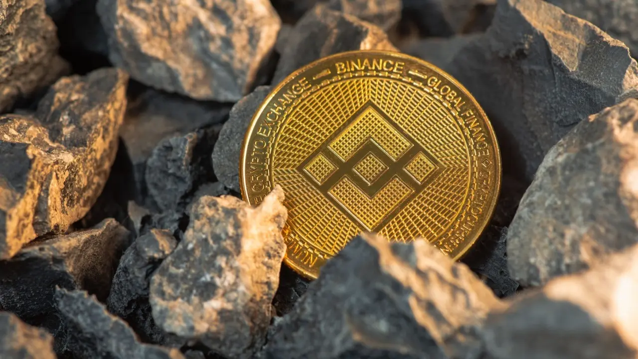 BNB市值超越微策略,在国家储备背书与纳斯达克加持下,正与BTC、ETH并列成为