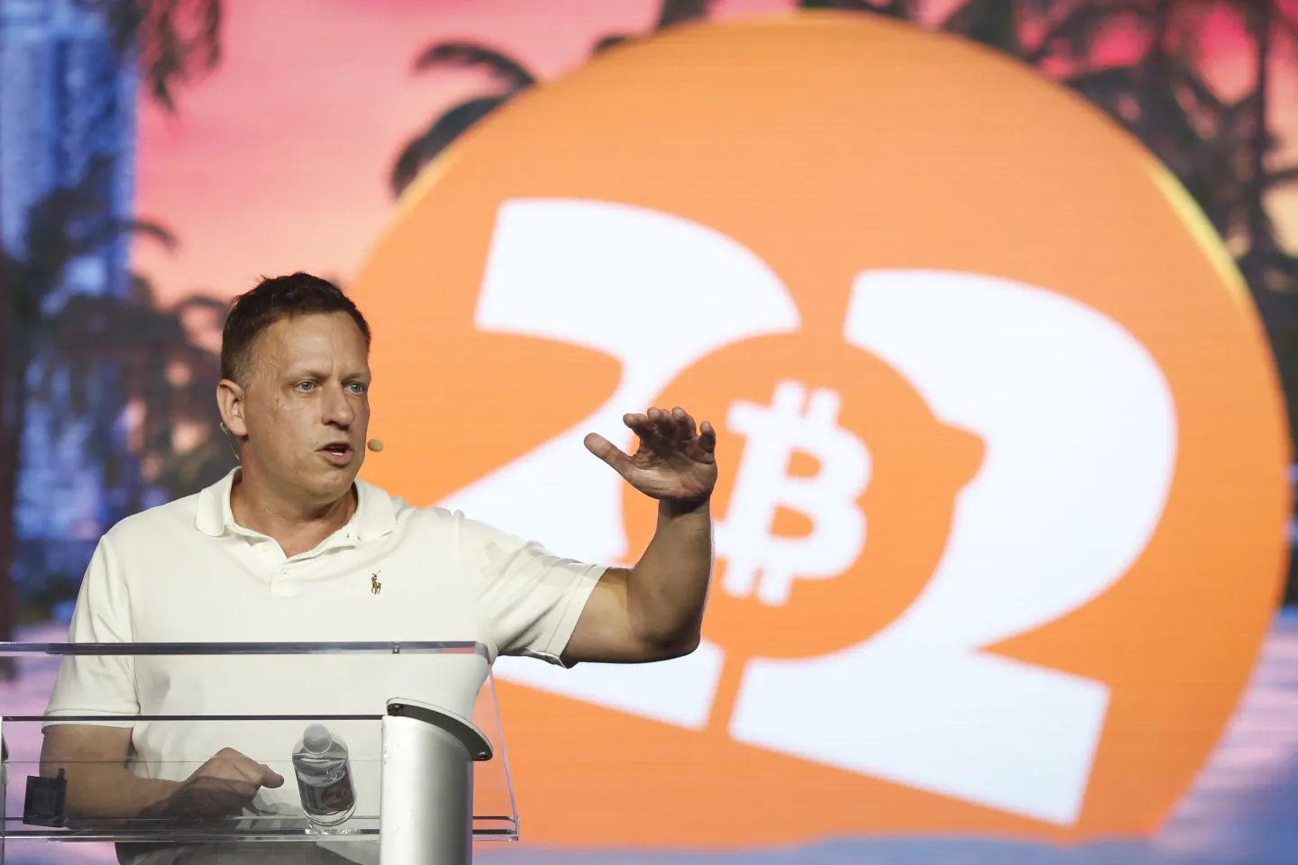  Peter Thiel
