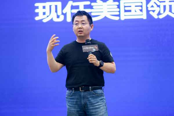 李佳_副本2.jpg