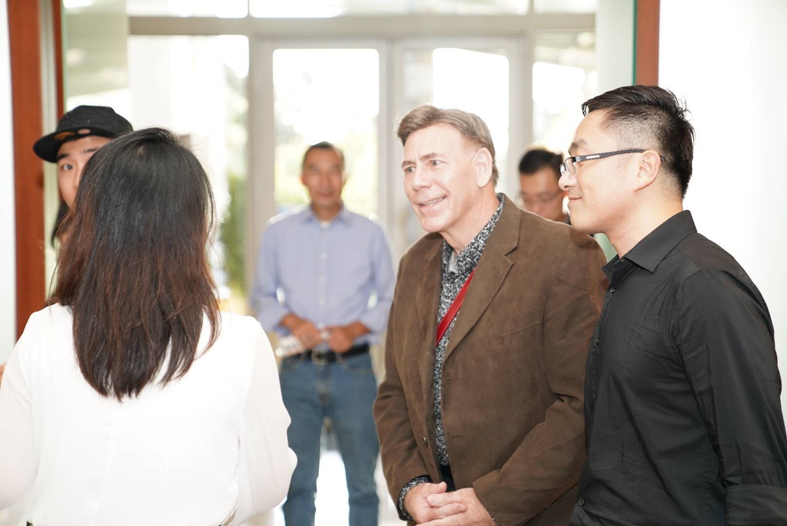 UDO联合创始人Bob Wood与参会人员交流