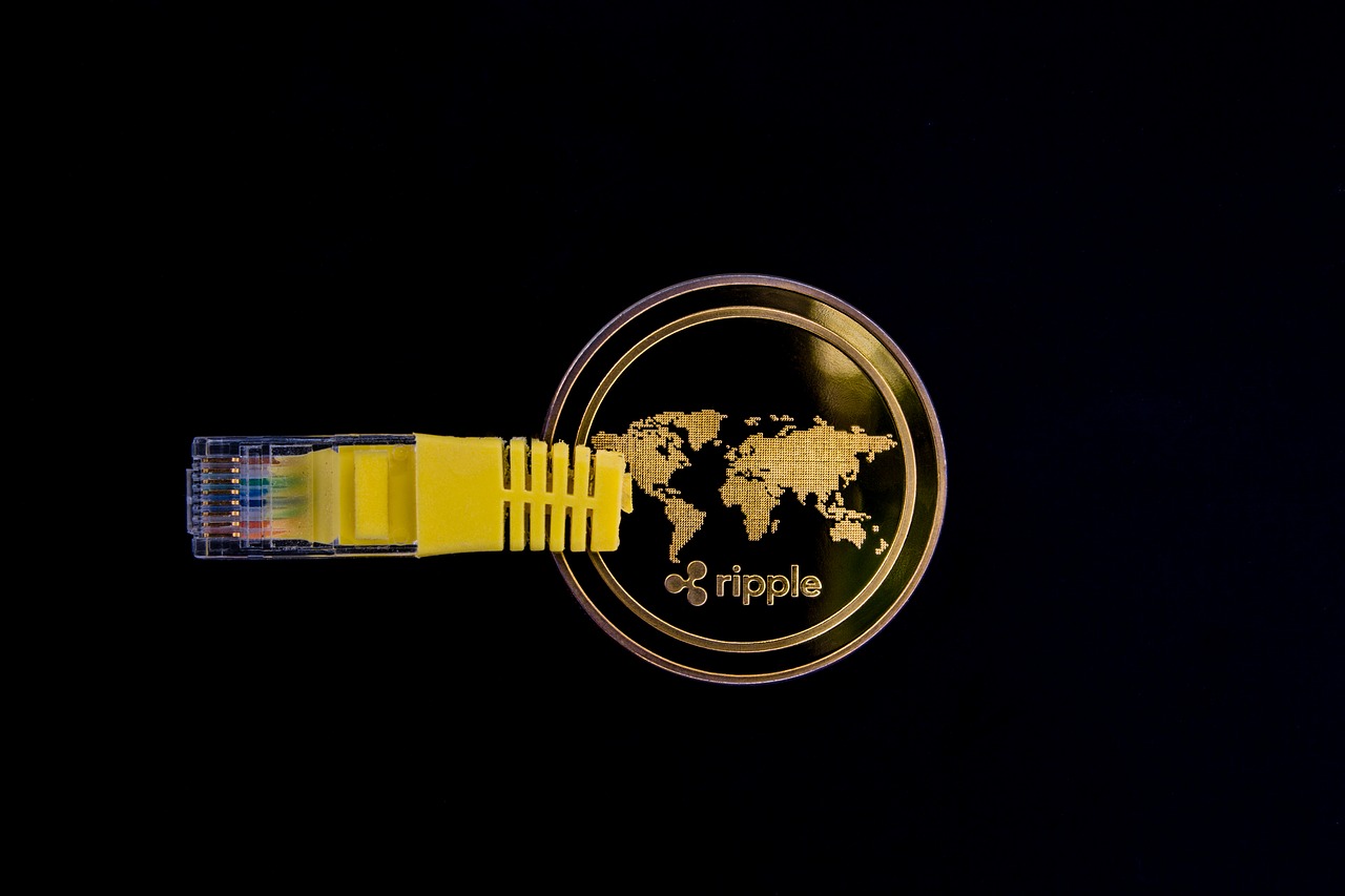 1590439771238267.jpg cryptocurrency-3424779_1280.jpg