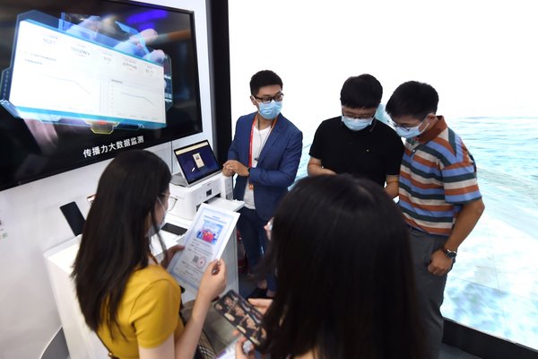 &nbsp;2020年服贸会中国搜索展台上的新闻区块链搜索产品&nbsp;摄影：宋家儒