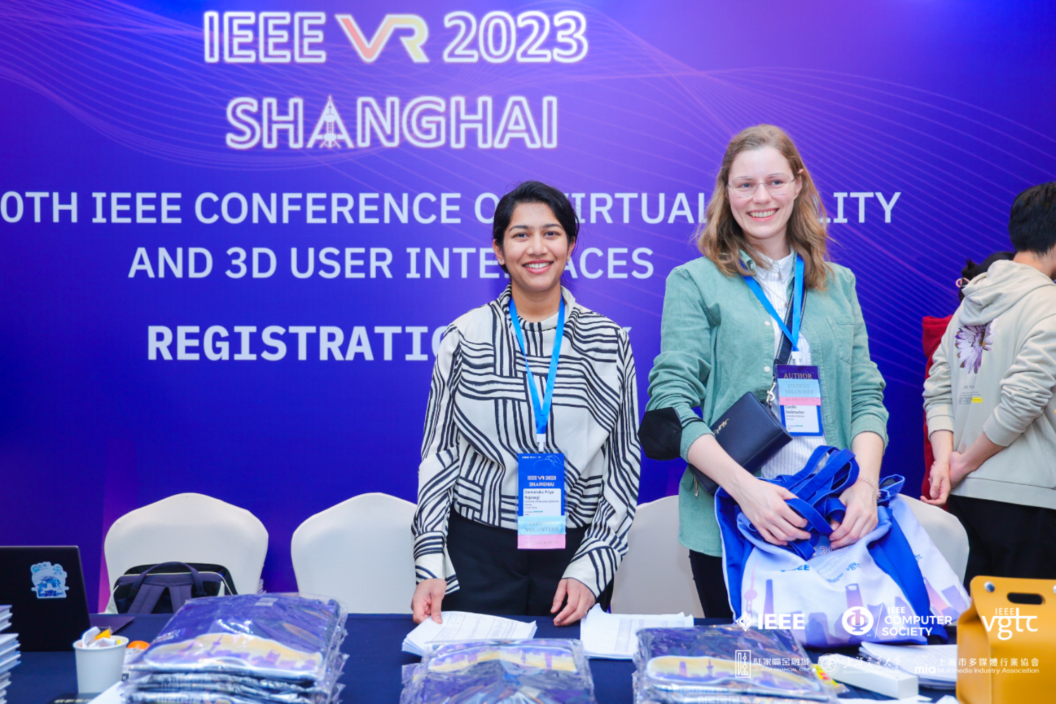 iPollo首席科学家孔华威应邀出席IEEE VR 2023 元宇宙产业论坛