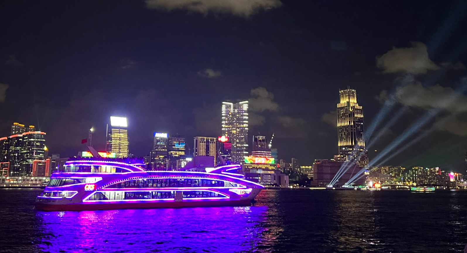 香港