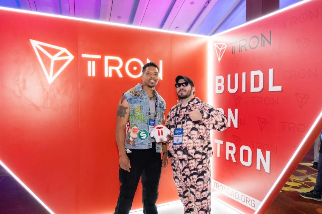 波场TRON作为冠名赞助商亮相新加坡TOKEN2049