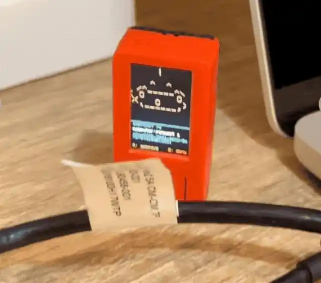 Claude-Desktop-Buddy