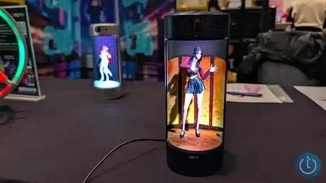 Razer AVA