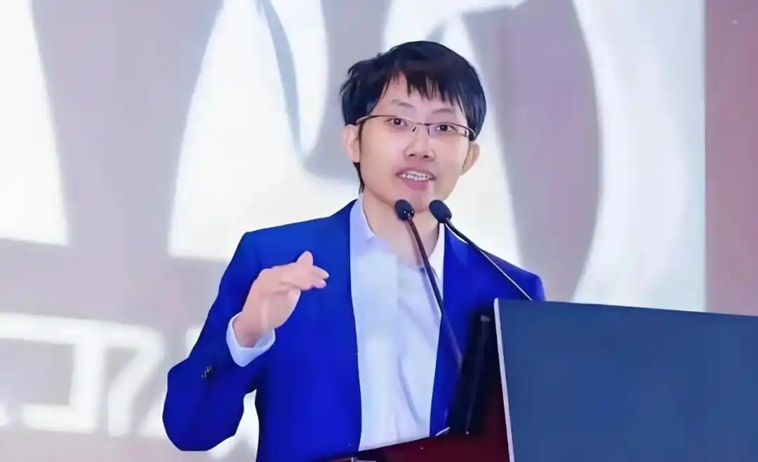 梁文锋