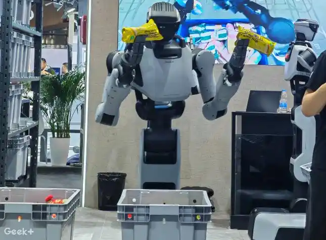 服务机器人