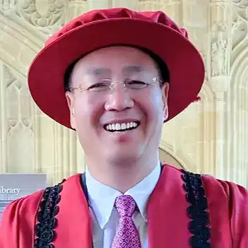 席春迎博士