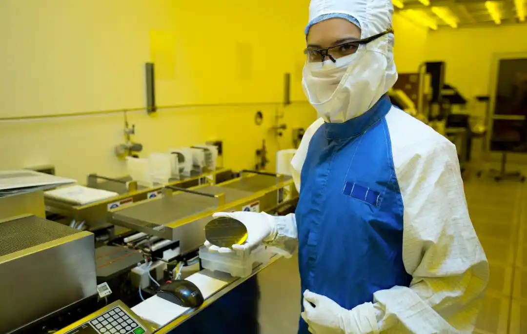 China’s helium export ban puts a neglected semiconductor material back in focus 5