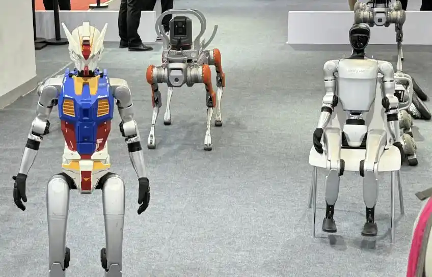 人形机器人