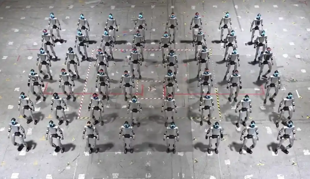 人形机器人