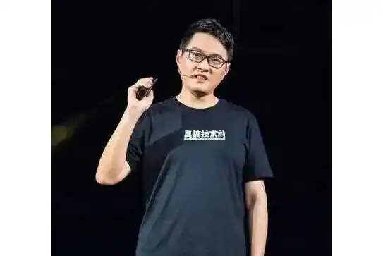 众擎机器人