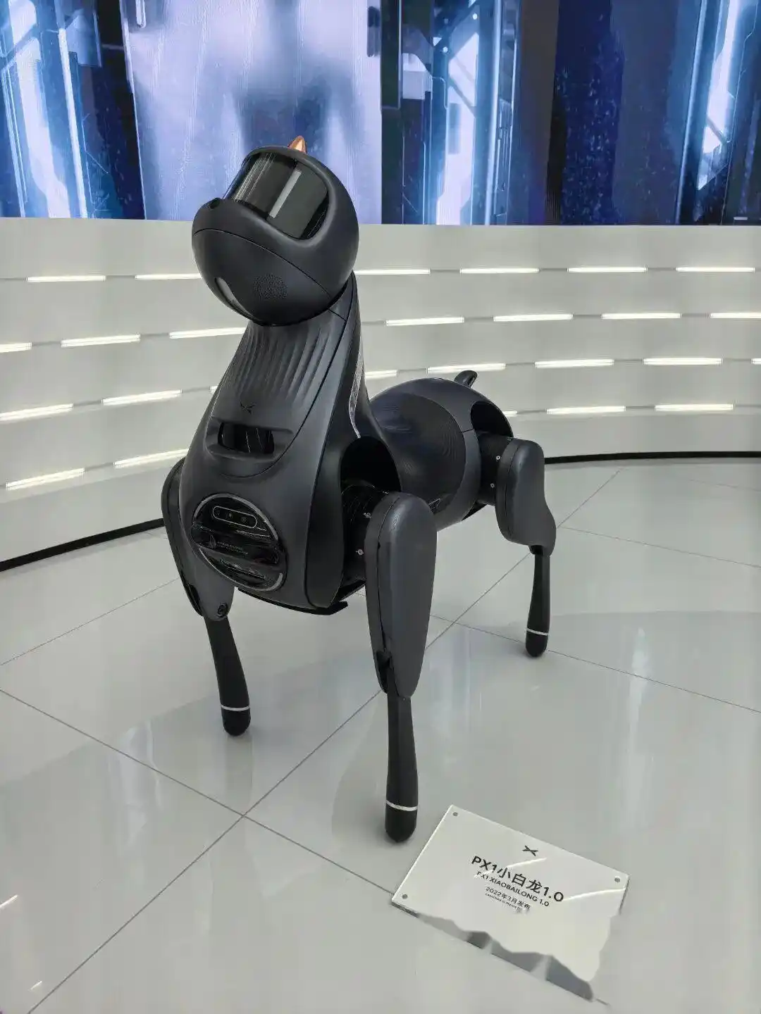 众擎机器人