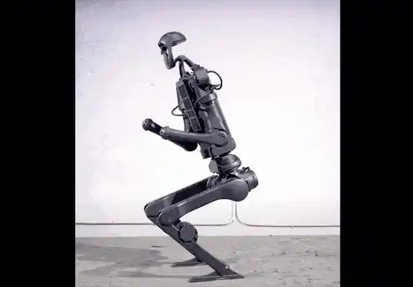 众擎机器人