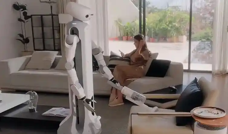 家用机器人
