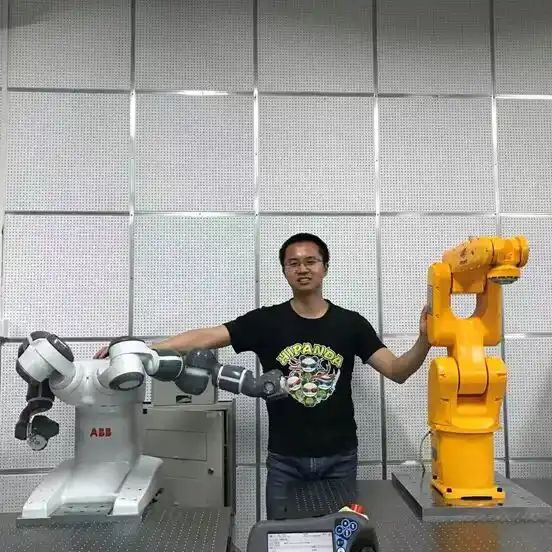 橡木果机器人