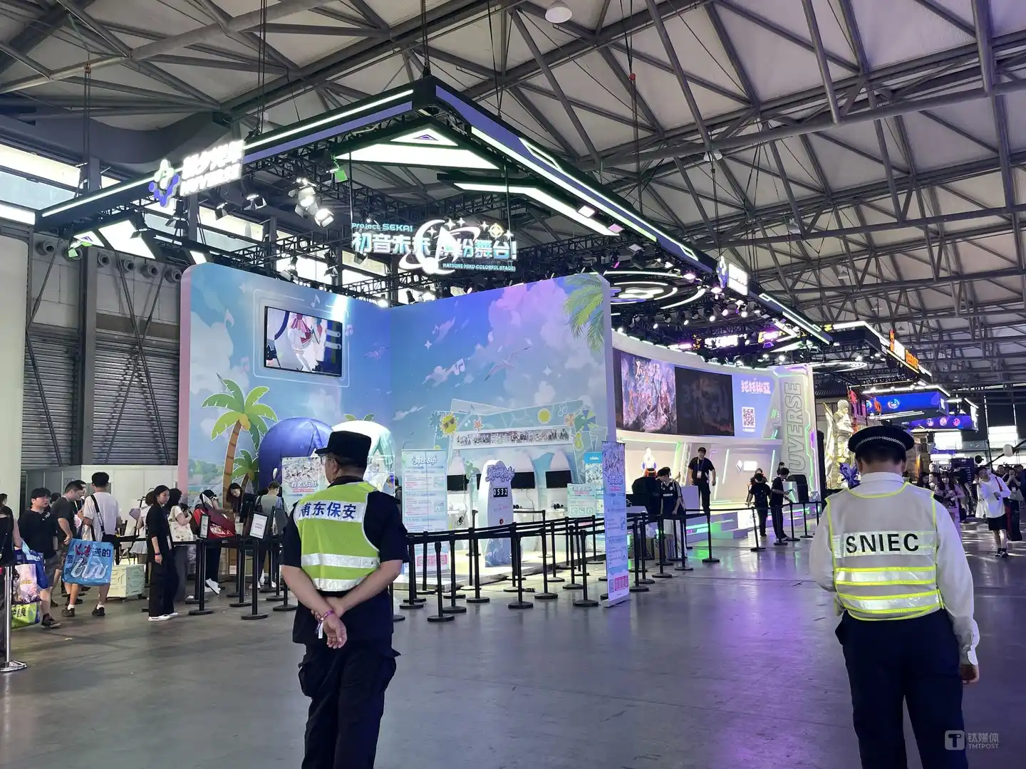 ChinaJoy 2026朝夕光年展位,这个一度断臂的“边缘”的业务也参展了,图片由作者拍摄